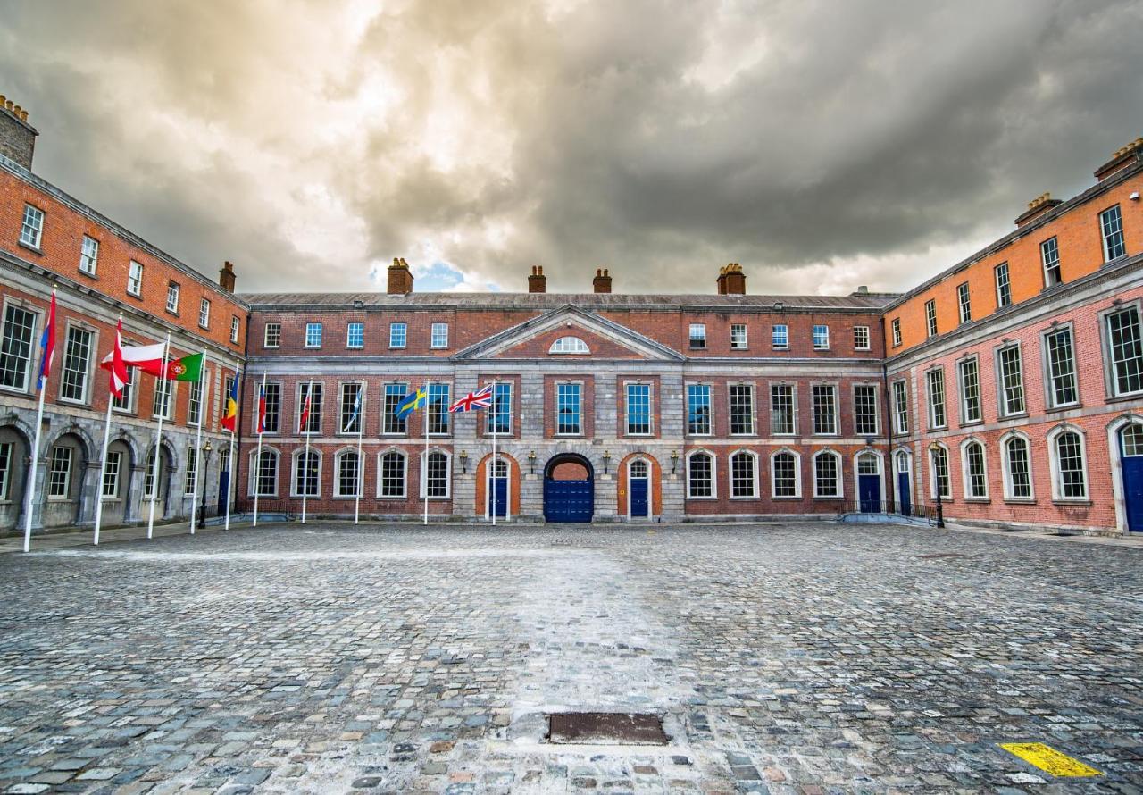 The Gate Hotel Dublin Exterior foto